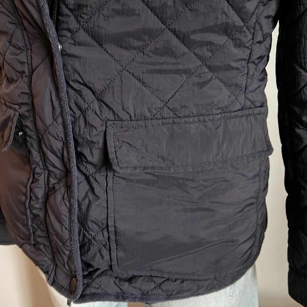 Quilted Jacket - Picture 3 of 9